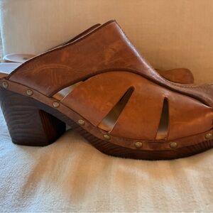 Kork-Ease Tan Leather Clogs with Cut-Out Design